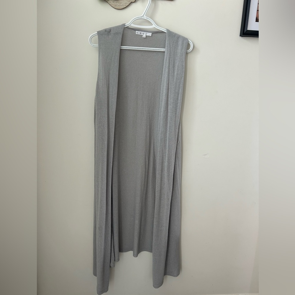 Gray Sleeveless Cardigan Vest